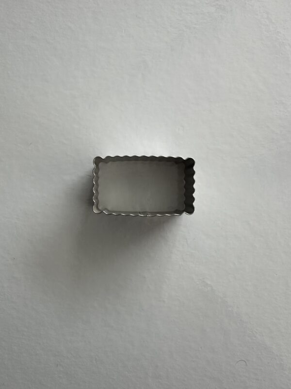 Metal Kurabiye Kalıbı Dikdörtgen 6 cm