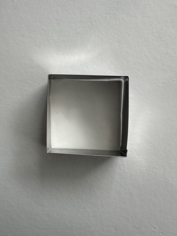 Metal Kurabiye Kalıbı Kare 8.5 x 8.5 cm